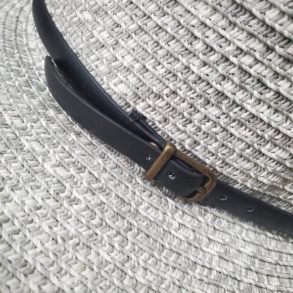 August Hat Co Wide Brim Woven Sun Hat Paper Straw Light Gray Black Accent Strap - Picture 5 of 11